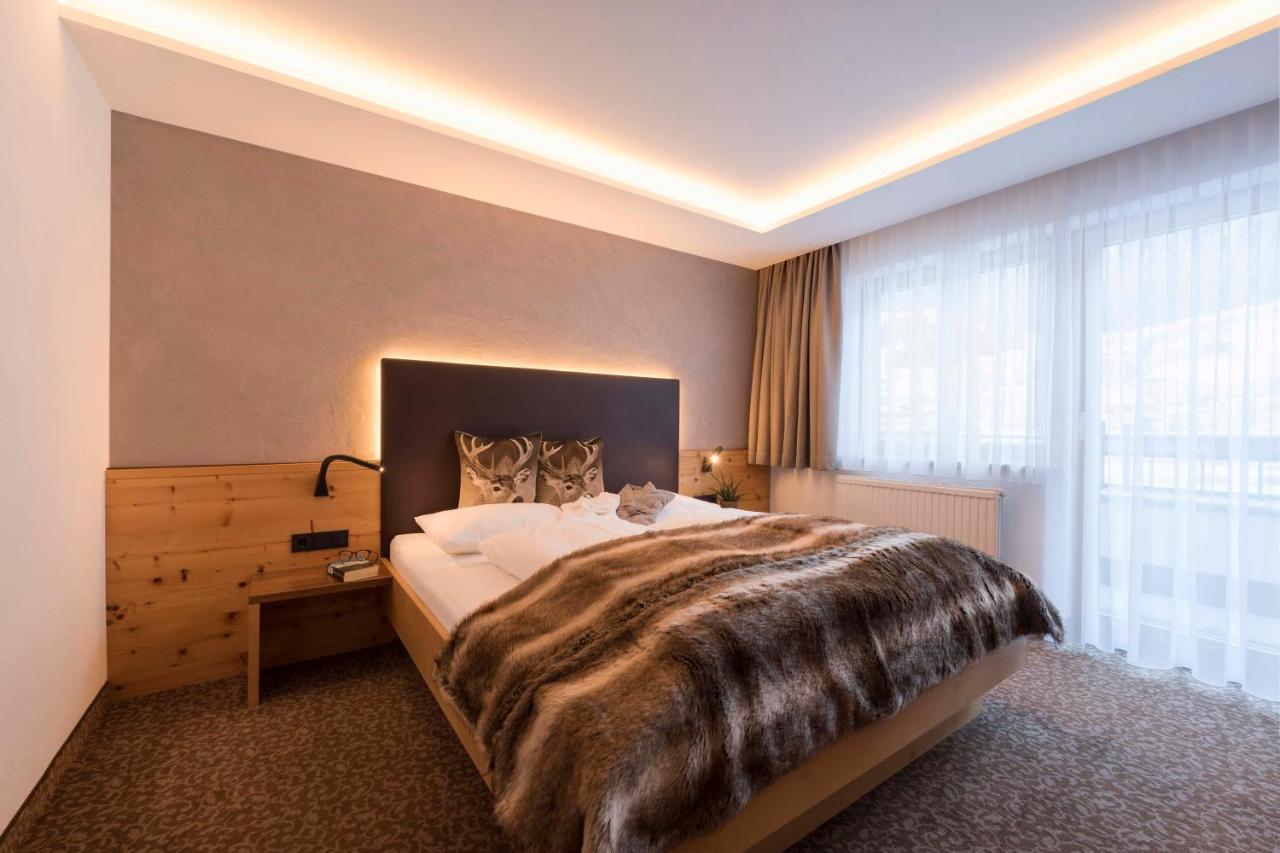 Hotel Garni Mirabell Ischgl Extérieur photo
