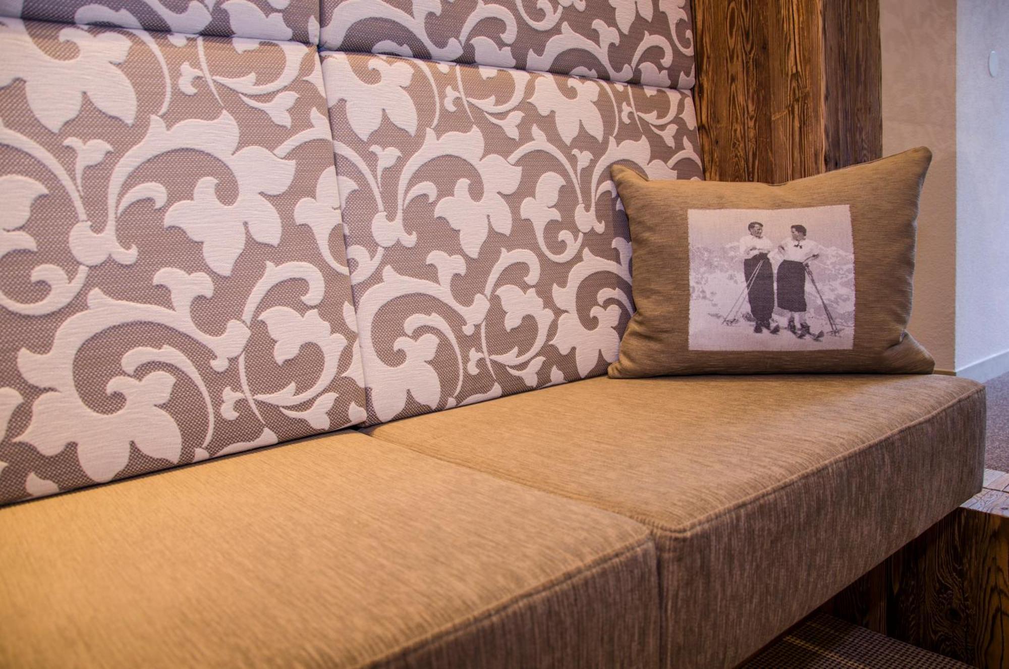 Hotel Garni Mirabell Ischgl Extérieur photo