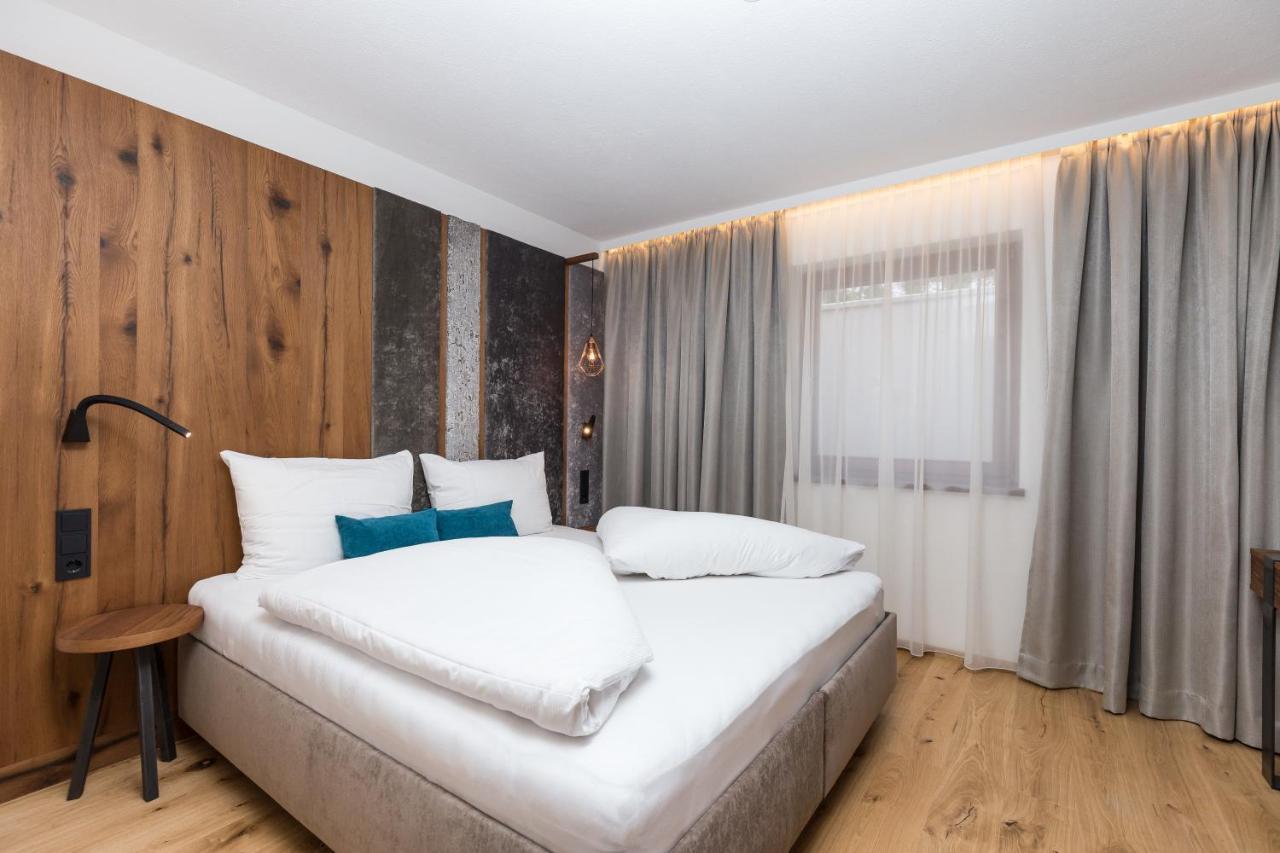 Hotel Garni Mirabell Ischgl Extérieur photo